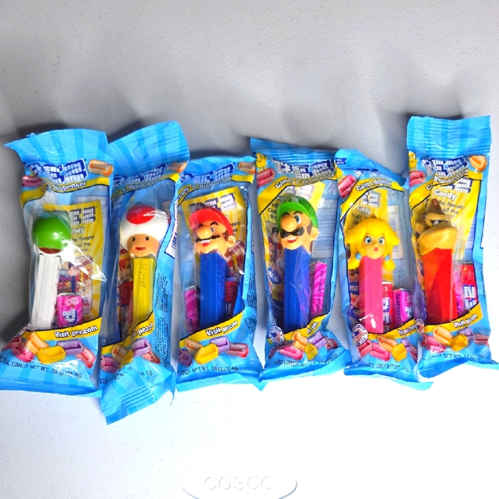 Super Mario Collection Candy Dispensers - Set of 6